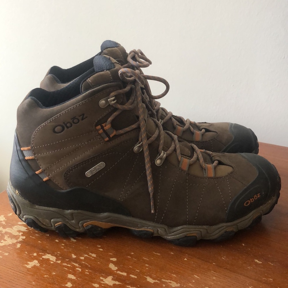 Men’s size 13 wide Oboz boots
